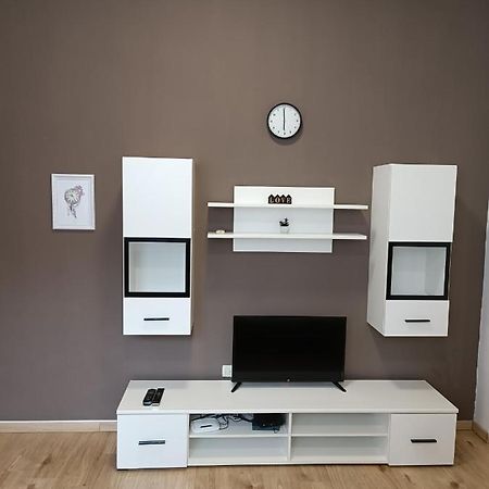 Apartments Aura Deskle Kültér fotó